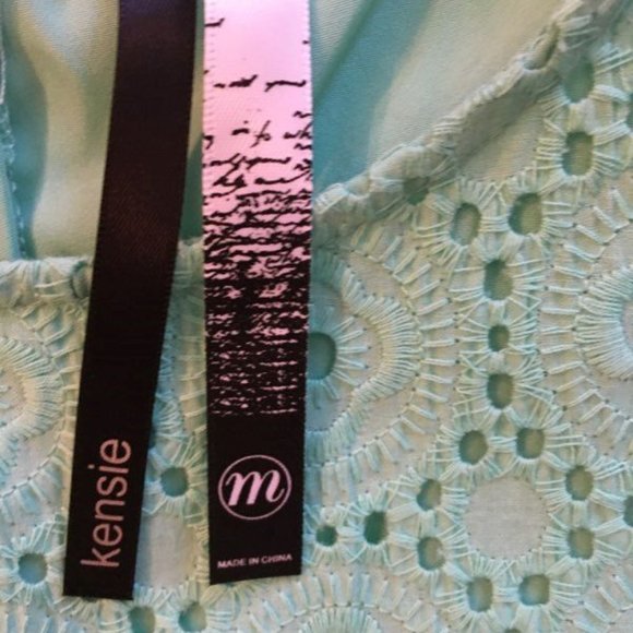 Kensie Eyelet Dress - Size M - Picture 7 of 7